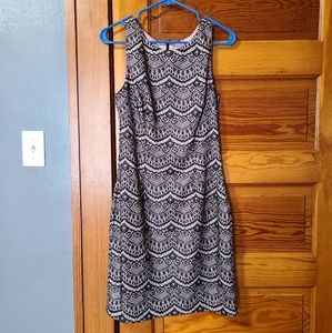 Guess Lace overlay semi-formal dress